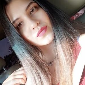 Meet your Posher, Yari